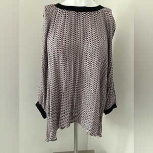 DR2 Pink and Black Geometric Pattern Top